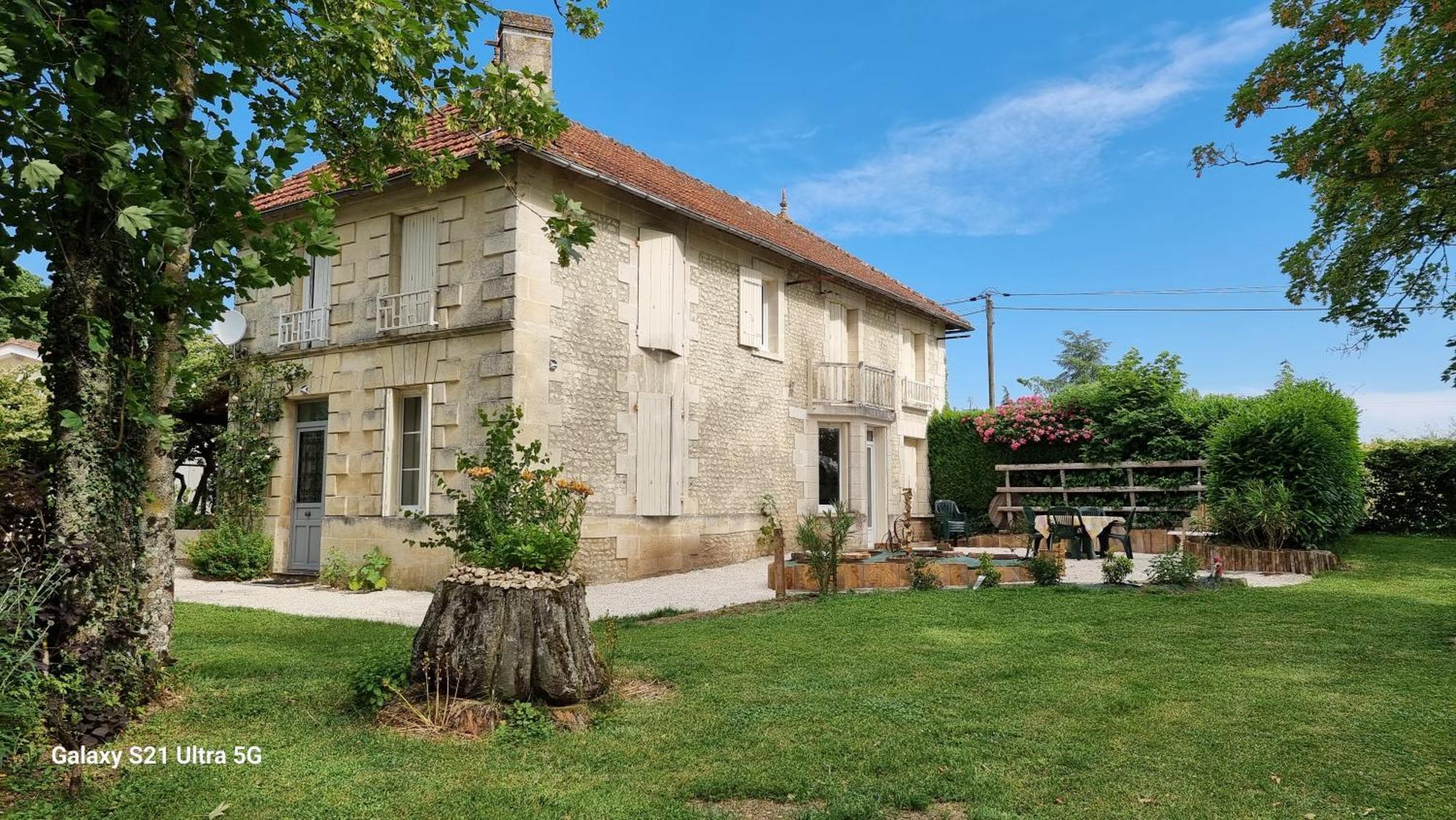 Logis De Pagnolet Vila Ozillac Exterior foto
